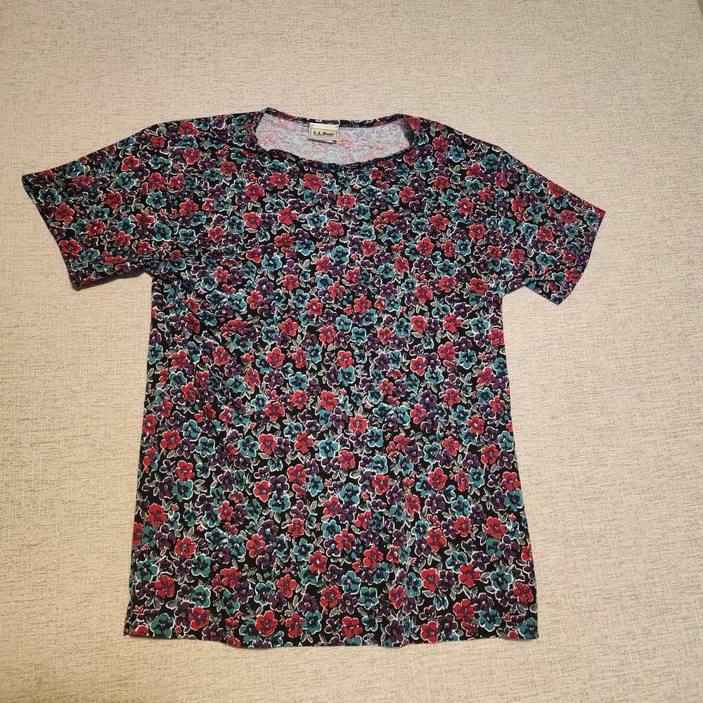 L.L. Bean T-Shirt Womens Medium Multicolor Floral Cotton Short Sleeve USA Made
